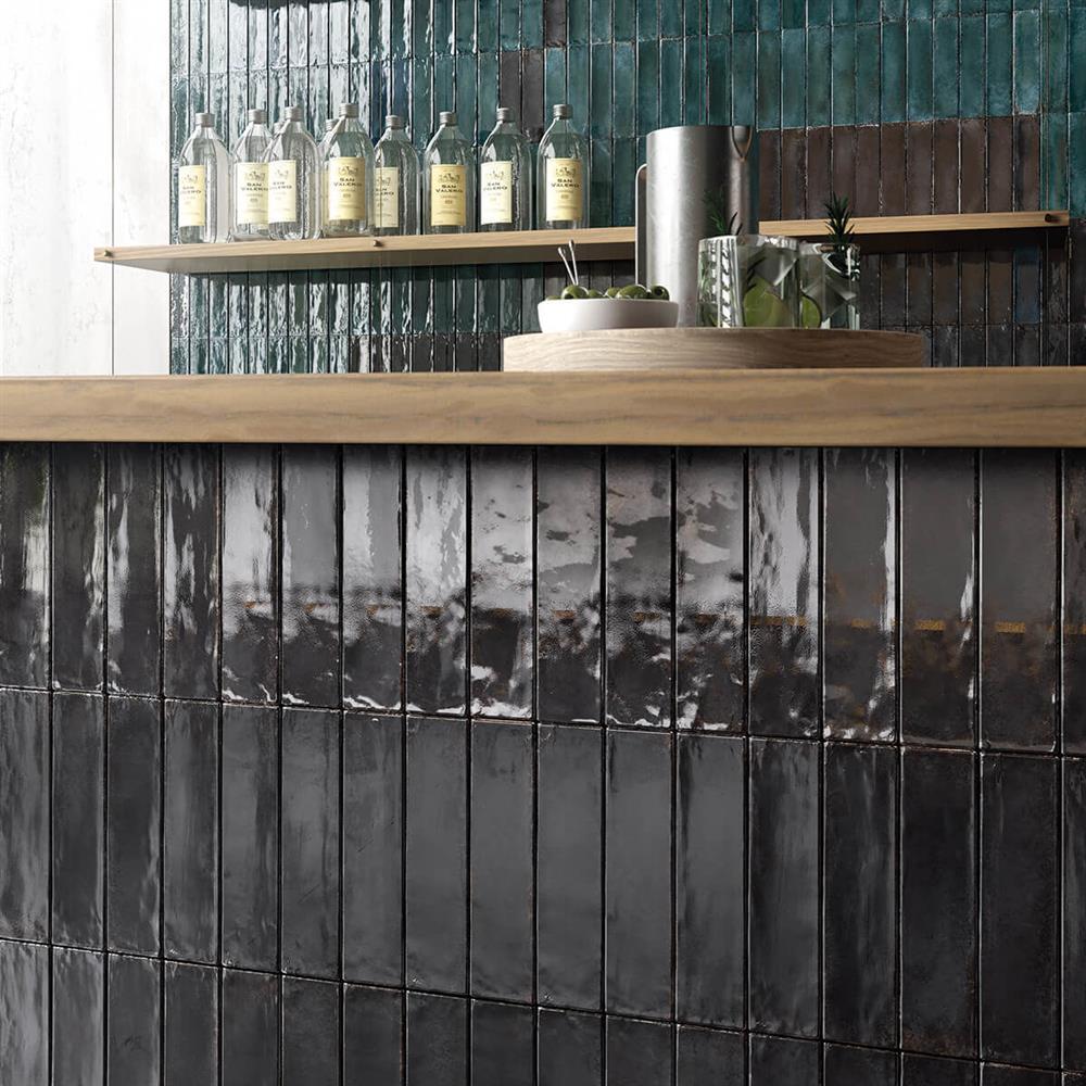 Vertical Camden charcoal metro tiles